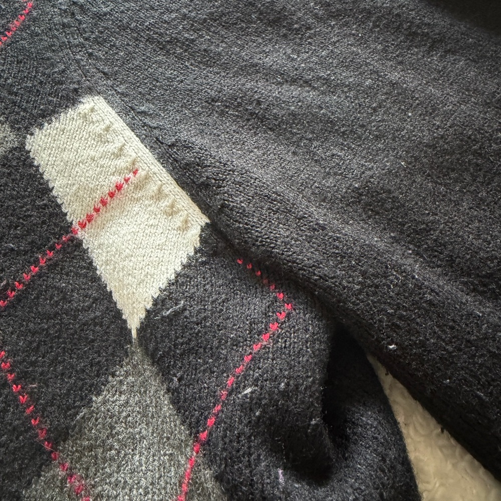 4 with π for $15 Croft&Barrow Button up cardigan - Picture 5 of 8